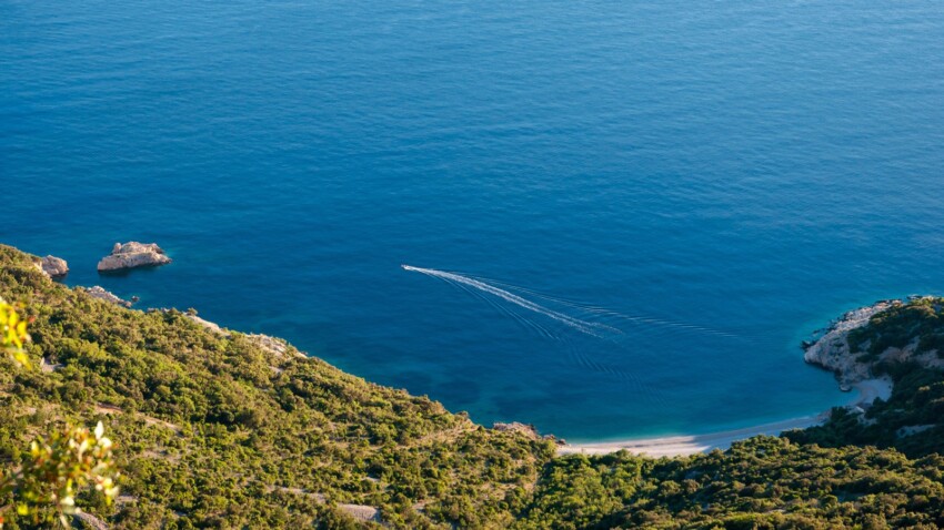 Cres